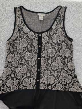 Pretty Good Black And Cream Lace Tank